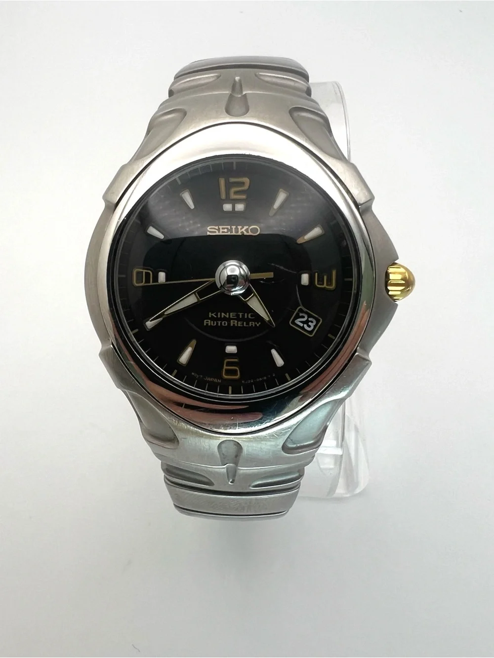 Seiko Kinetic Auto Relay Black Dial Stainless Steel Watch with Gold Accents
